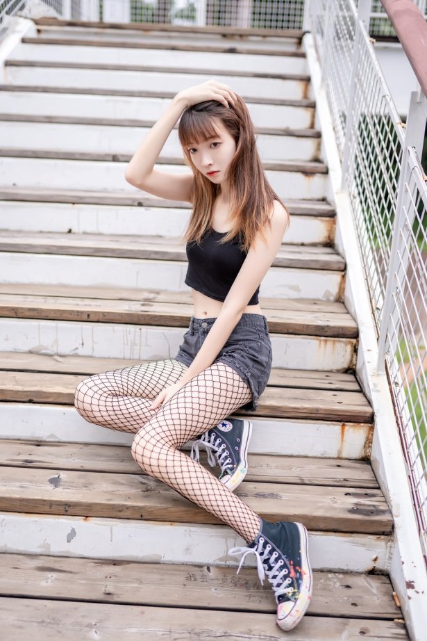 [喵糖映画]VOL.422 网袜少女[50P/280MB]-萌图网