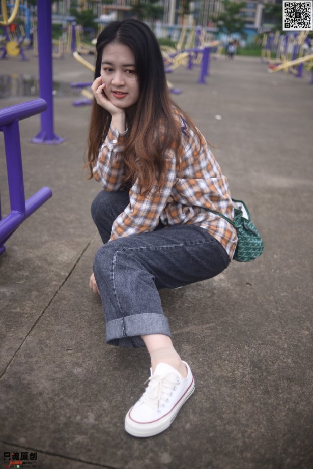 [只糖原创]NO.297 陈之 有风可缠绵耳畔 [144P/1V/717MB]-萌图网