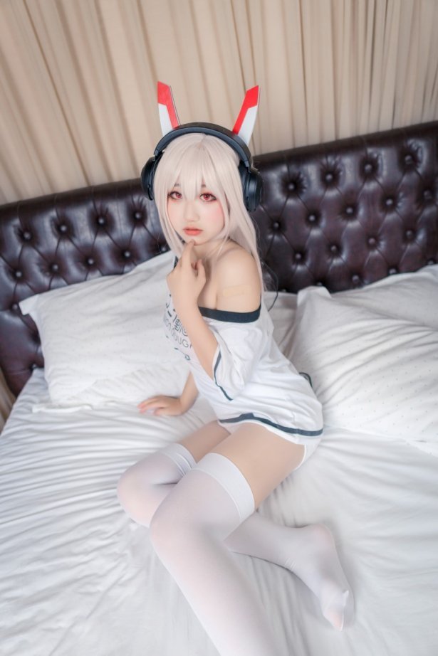 [喵糖映画]VOL.447 凌波酱 [39P/251MB]-萌图网