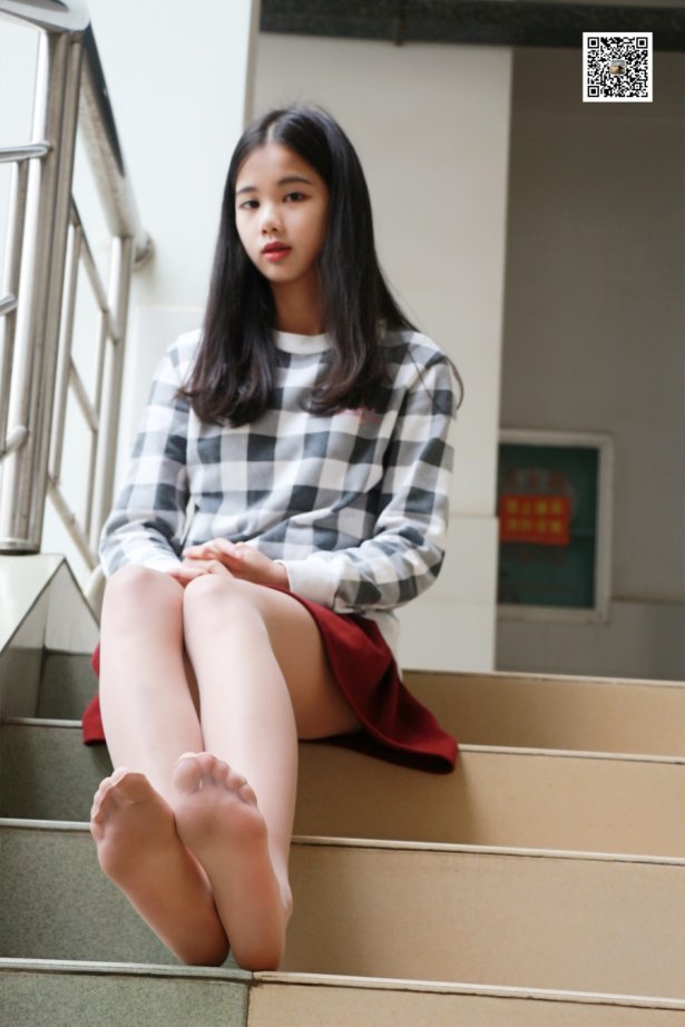 [MussGirl慕丝女郎] 学妹系列11 学妹告诉你,支援武汉,从宅做起 [67P/66MB]-萌图网