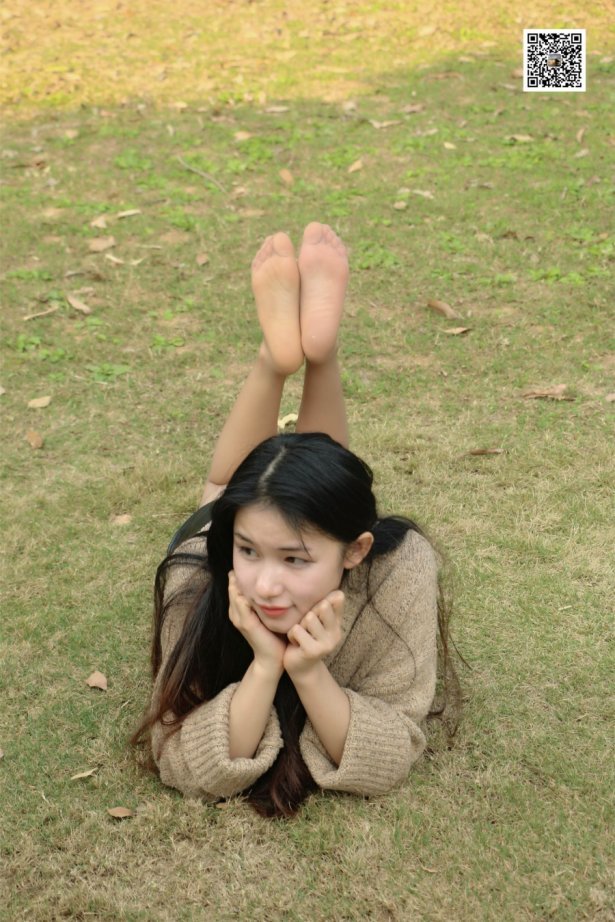 [MussGirl慕丝女郎] 学妹系列08 我要毕业了，这是我留给你们的回忆哦2 [95P/210MB]-萌图网