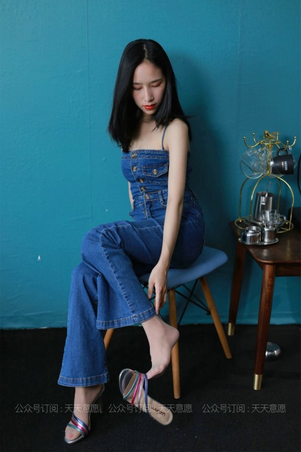 [IESS异思趣向] 2021.08.04 丝享家879：美子《美背库里丝》 [99P/180MB]-萌图网