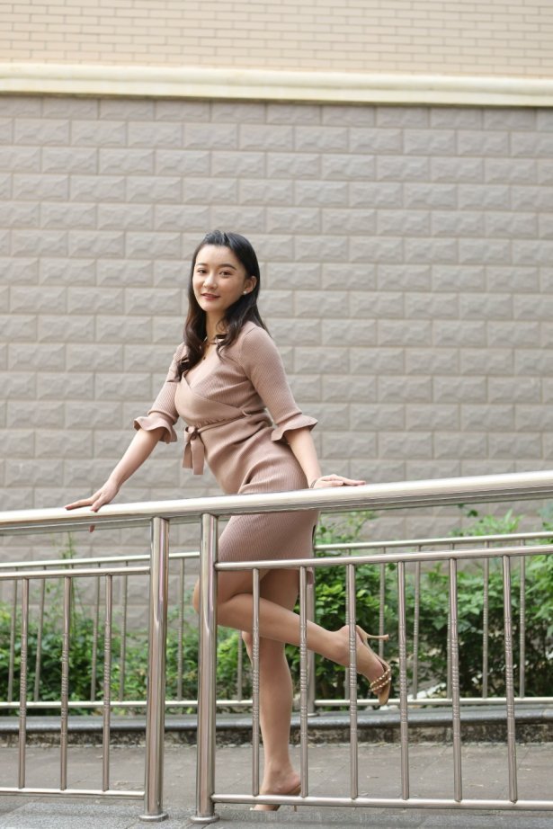 [IESS异思趣向] 耽丝 211125 秋秋的阳光浴 [83P/104MB]-萌图网