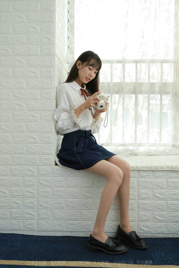 [IESS异思趣向] 2021.10.08 丝享家941：团团《长腿学苑风》 [97P/155MB]-萌图网