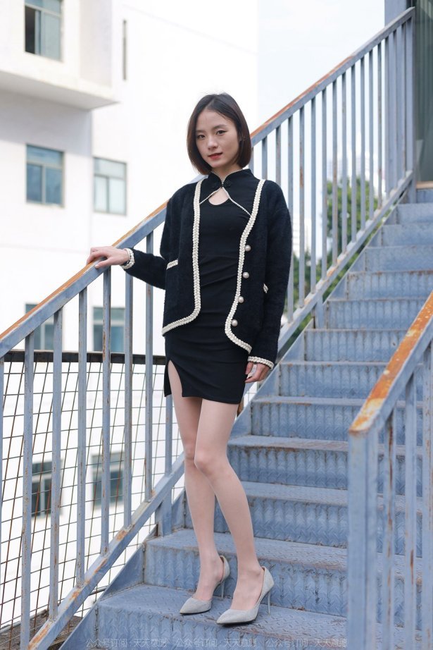 [IESS异思趣向] 耽丝 211120 小六的黑色旗袍 [96P/117MB]-萌图网