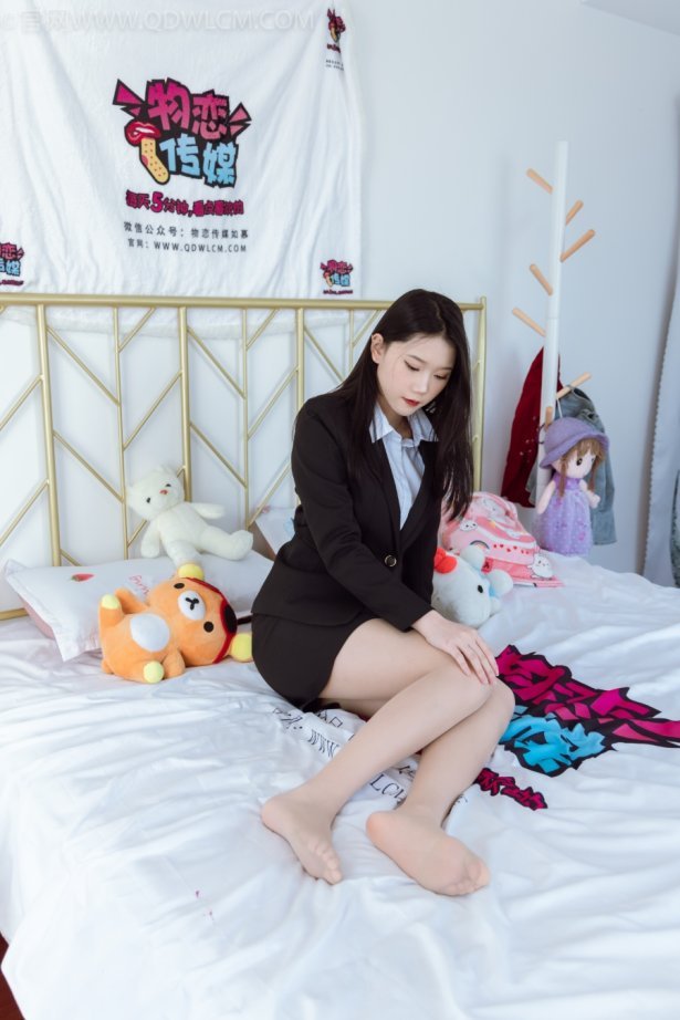 物恋传媒 NO.1026 小竹-OL制服、高跟鞋、肉丝[139P/1V/3.83GB]-萌图网