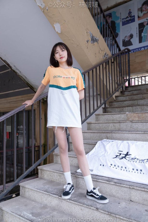 [BoBoSocks袜啵啵]NO.069 小甜豆-vans板鞋、白棉袜、肉丝 [135P/1V/7.78GB]-萌图网