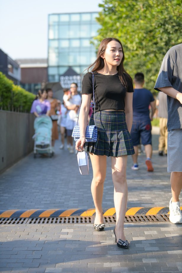 精选街拍 No.1209 百褶裙妹子 [39P/57M]-萌图网