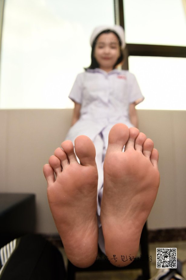 [见新摄影]NO.012 985医科大学护理美女[131P/1V/2.18GB]-萌图网