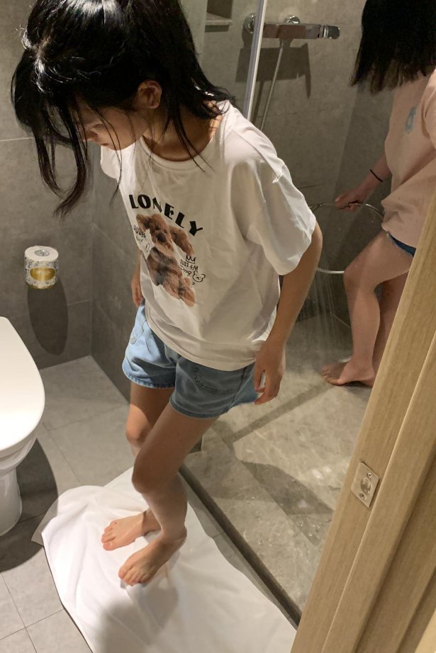 [誉铭传媒]袜足摄影 2022年《7月整合福利》[141P/3V/2.21GB]-萌图网