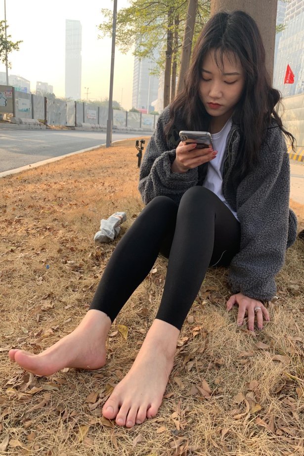 [见新摄影]NO.023 鲨鱼裤 皮靴 小可[230P/3V/1.94GB]-萌图网