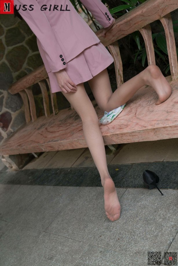 [MussGirl慕丝女郎]NO.318 粉色系小解解[57P/72MB]-萌图网