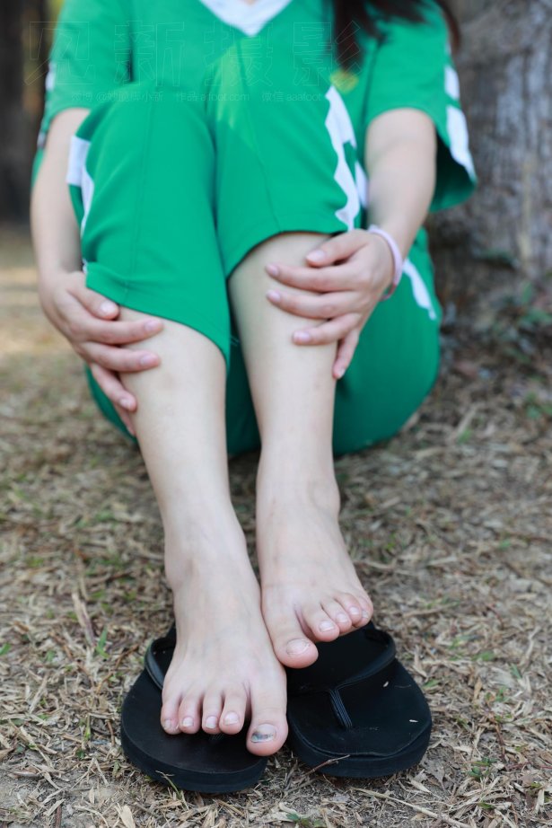 [见新摄影]NO.043 与小姐姐约拍植物园，逆光真的是美极了[270P/1.48GB]-萌图网