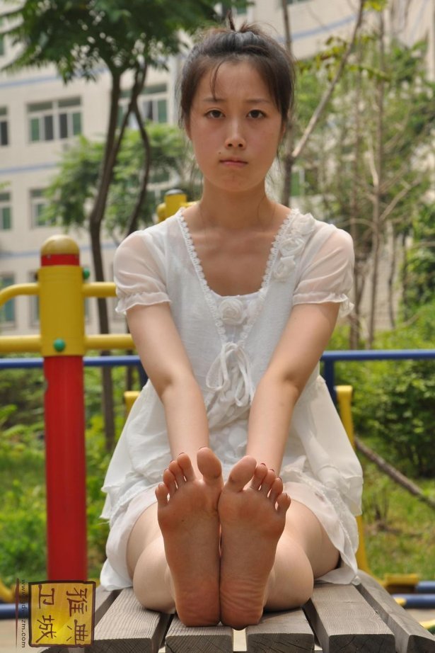 雅典卫城 008 公园与棉袜 [167P/193M]-萌图网