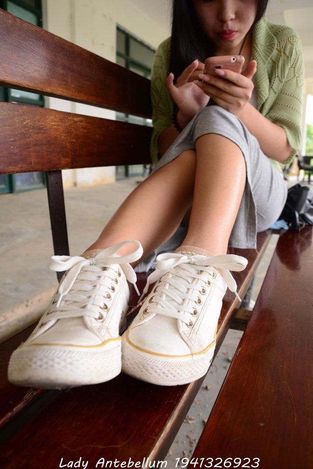 [战前女神] 美腿美足精品摄影套图 023 [41P/60MB]-萌图网