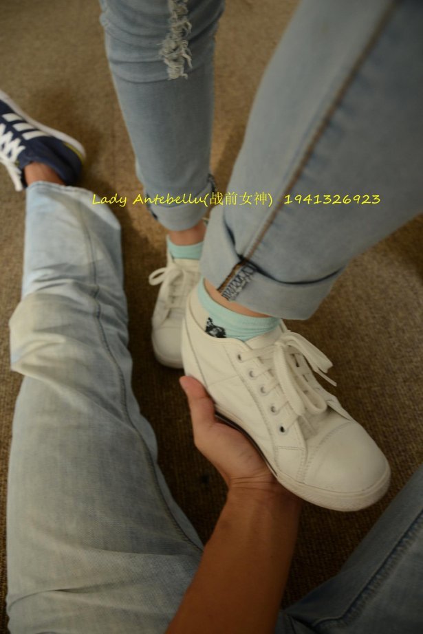 [战前女神] 美腿美足精品摄影套图 037 [182P/480MB]-萌图网