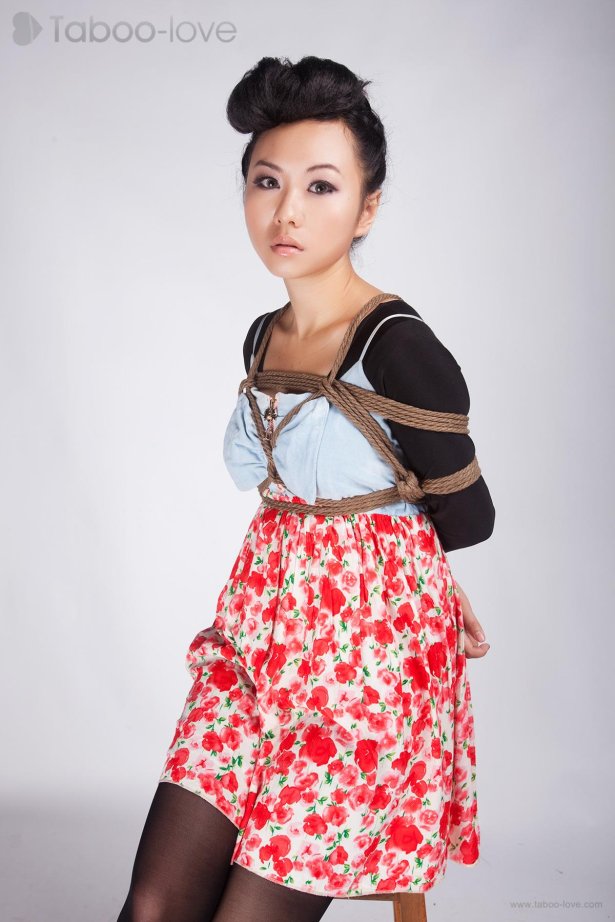 [禁忌摄影]Taboo-love NO.089 [VIP专属][32P/14.7MB]-萌图网