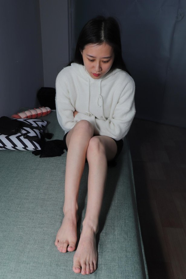 [Pary学生模拍] No.016 极品美女小芳第二季室内展示修长美jiao [139P/550MB]-萌图网