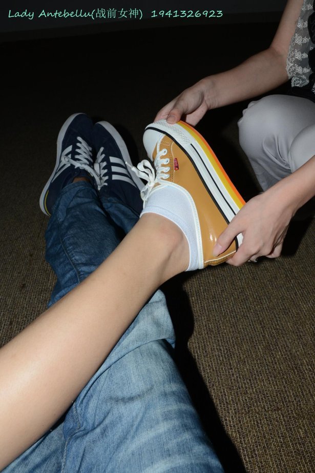 [战前女神] 美腿美足精品摄影套图 064 [62P/155MB]-萌图网