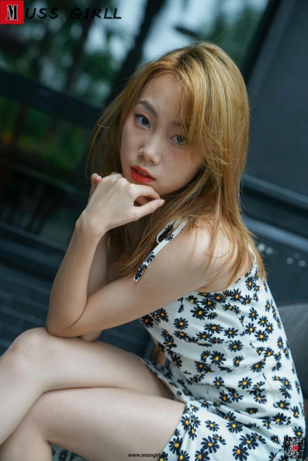 [MussGirl慕丝女郎]NO.410 碎花长裙B[92P/152MB]-萌图网