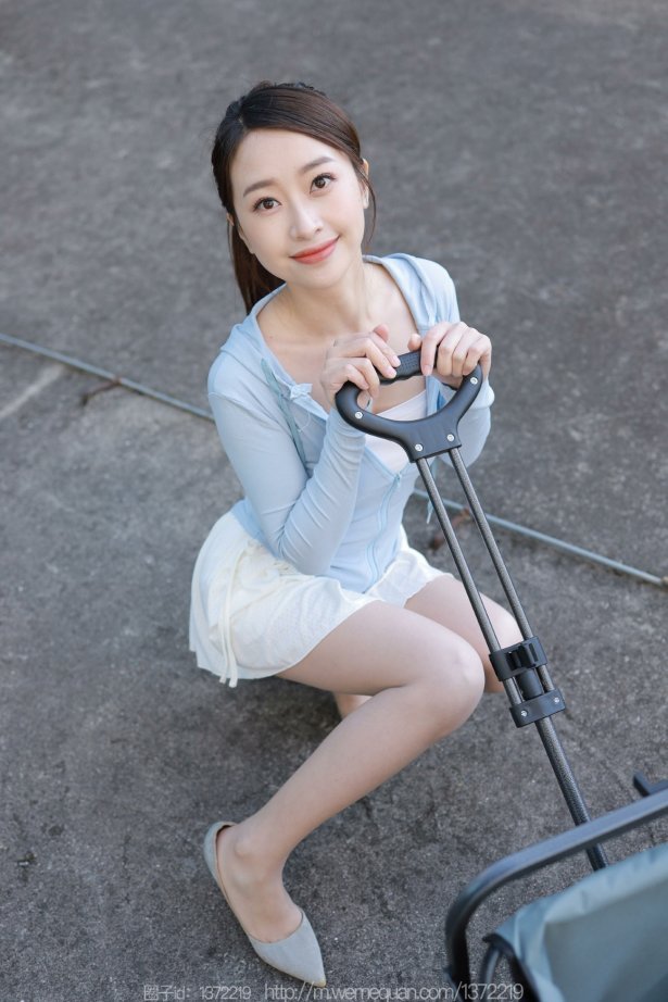 [IESS异思趣向] 耽丝 2023.01.02 小婕[90P/115.3M]-萌图网