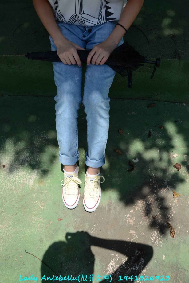 [战前女神] 美腿镁足精品摄影套图 129 [231P/338MB]-萌图网