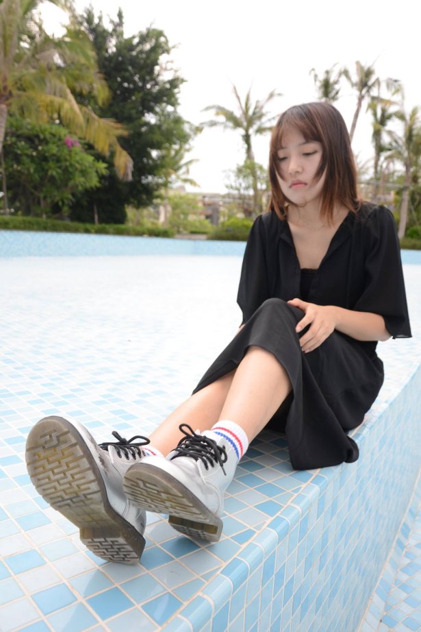 [战前女神] 美腿镁足精品摄影套图 140 [126P/138MB]-萌图网