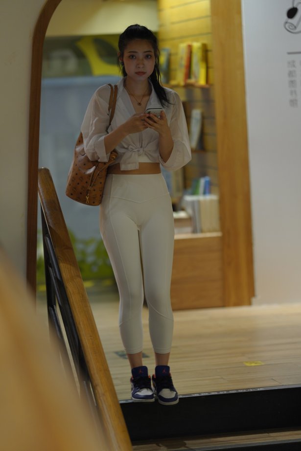 精选街拍作品 NO.2044 kaine模拍作品 - 白色瑜伽裤女孩[861P/0.97GB]-萌图网