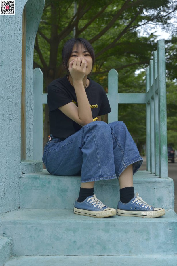 [只糖原创]NO.666 懒懒 夏日的蓝[97P/1V/2.06GB]-萌图网