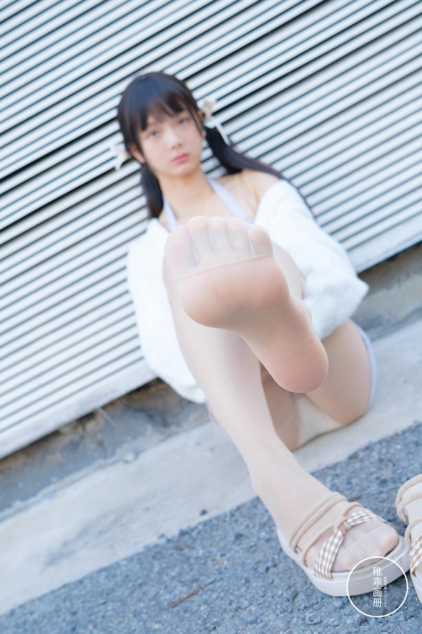 柴系小乖(稚乖画册) - 夜夜 天台停车场肉丝 Lolita[83P/1V/4.68GB]-萌图网