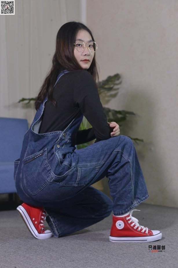 只糖原创 NO.770 小飞 春暖在眼前[105P/1V/3.38GB]-萌图网