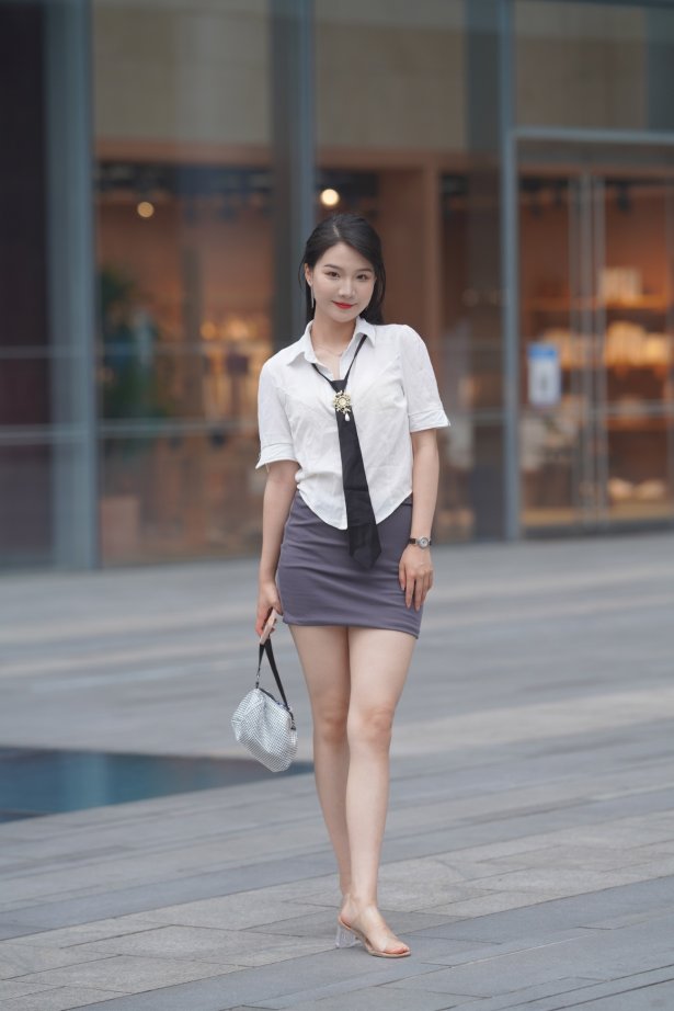 精选街拍作品 NO.1967 kaine模拍作品 - 制服气质美女 面若桃花明眸皓齿[795P/0.98GB]-萌图网