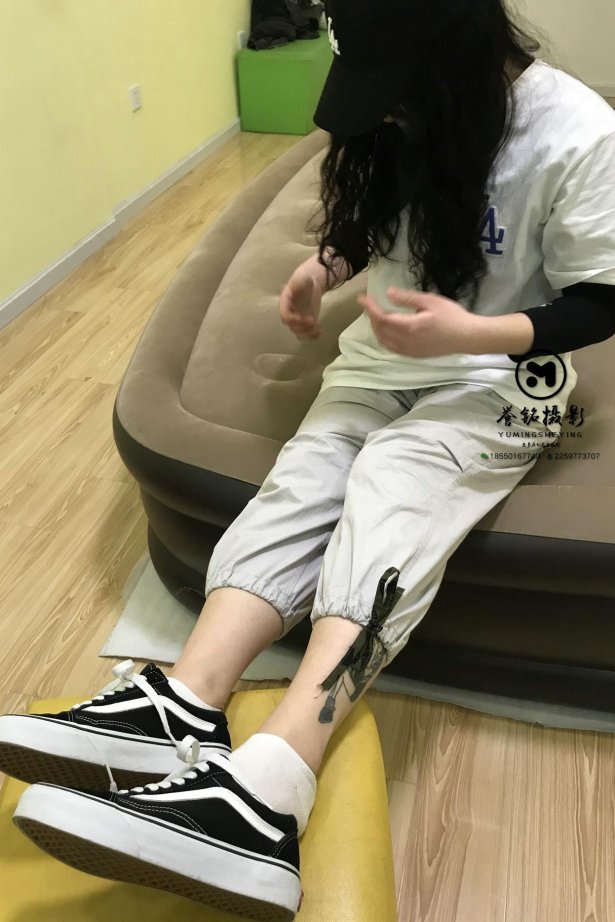 [誉铭传媒]袜足摄影 2020年《03月 幕后作品》[59P/135MB]-萌图网