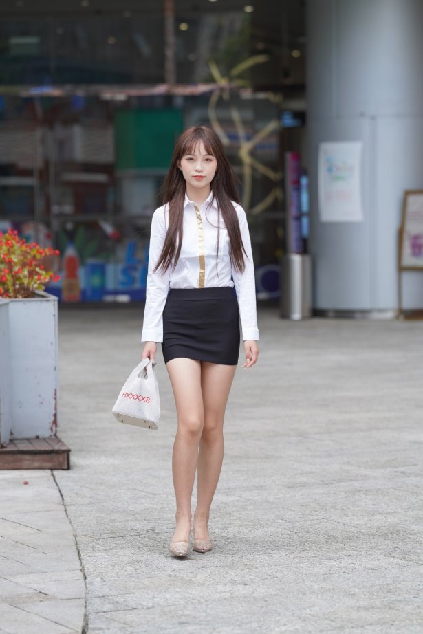 精选街拍作品 NO.2141 凯恩公爵作品 – 制服长腿美女[345P/572MB]-萌图网