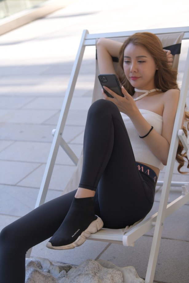 精选街拍作品 NO.2131 一只麋鹿摄影作品 - 黑色紧身裤美女[493P/571MB]-萌图网