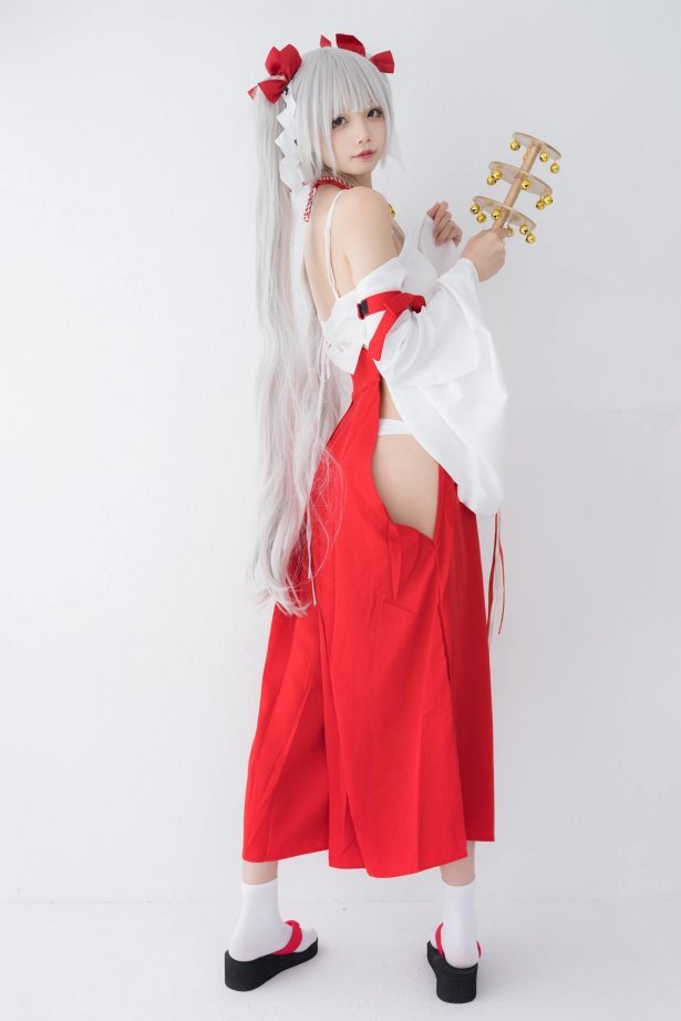 五更百鬼 – 女巫[14P/329MB]-萌图网