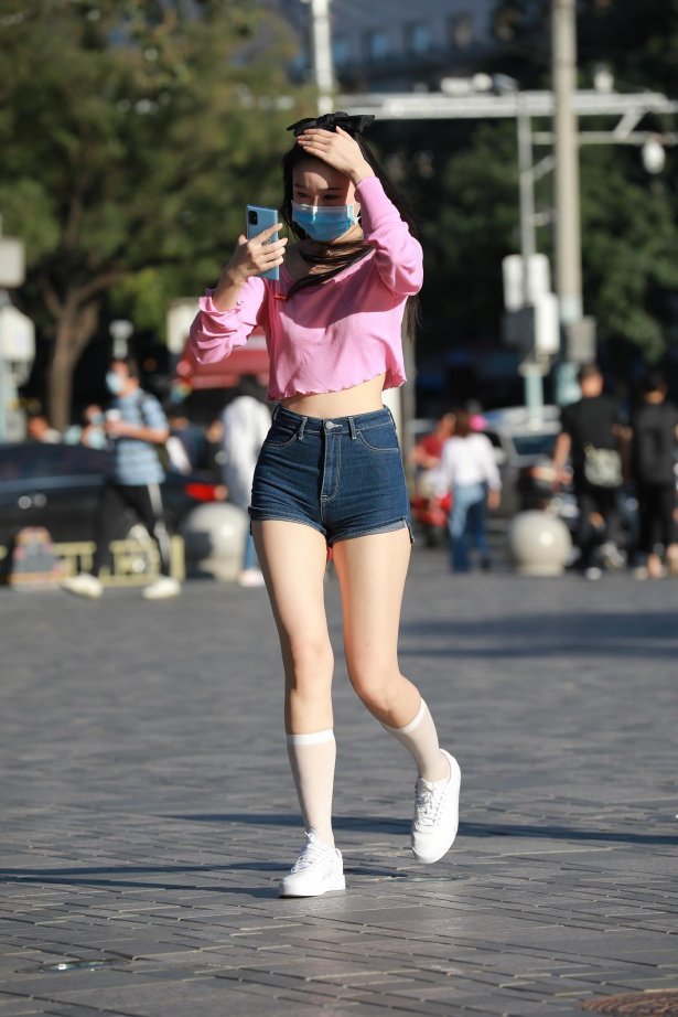 魔镜街拍 NO.070 牛仔热裤美女 [246P/2.95G]-萌图网