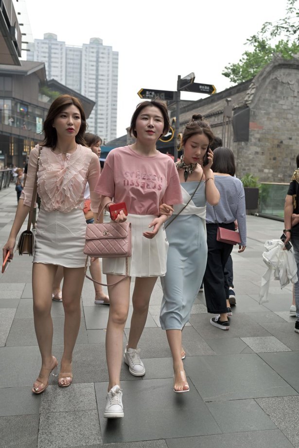 魔镜街拍 NO.052 街拍蕾丝小姐姐 [81P/540M]-萌图网