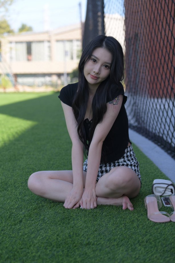 精选街拍作品 NO.2360 一只麋鹿摄影作品 - 不想迟到的女孩[671P/825MB]-萌图网