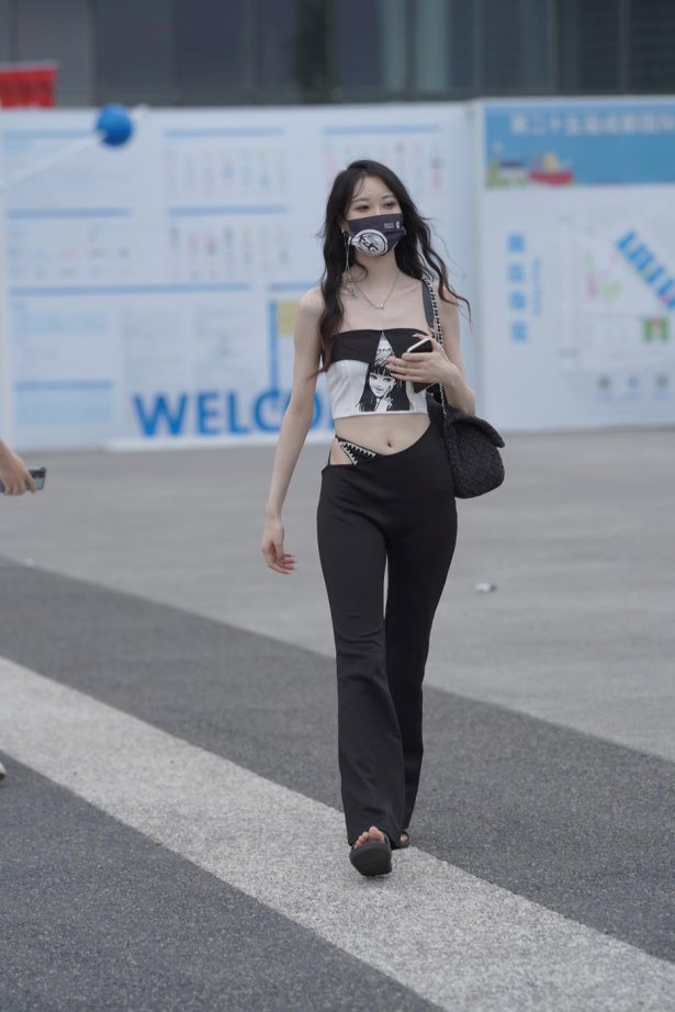 精选街拍作品 NO.2459 高挑曲线身材小姐姐[130P/159MB]-萌图网