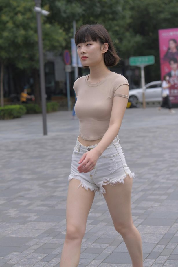 精选街拍作品 NO.2488 一只麋鹿摄影作品 - 过往[502P/478MB]-萌图网