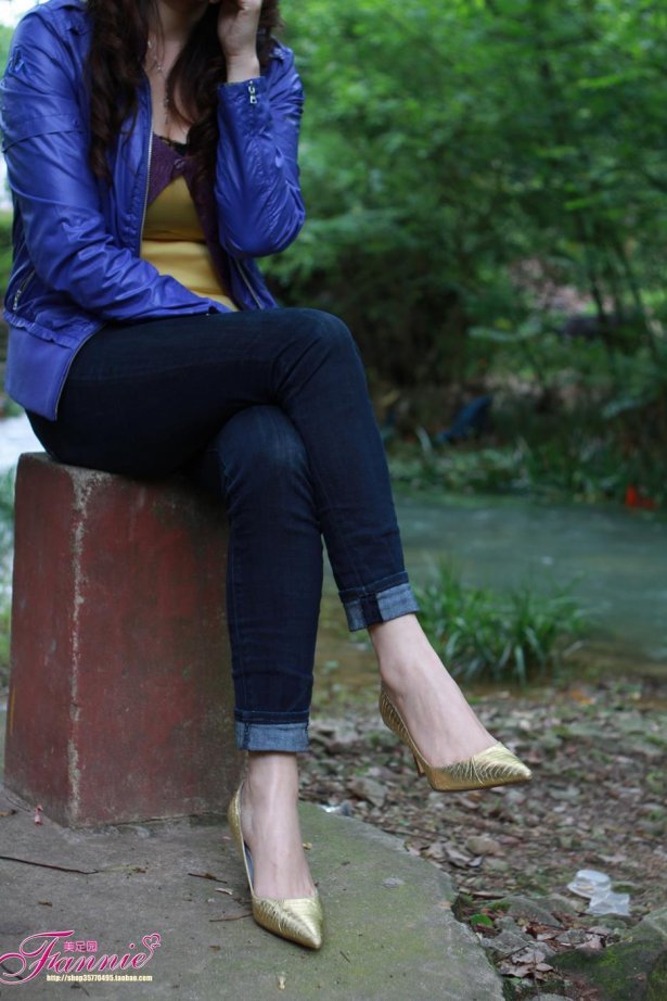 Fannie芬妮每足园 No.139 高跟裸足特写3 [39P/111MB]-萌图网
