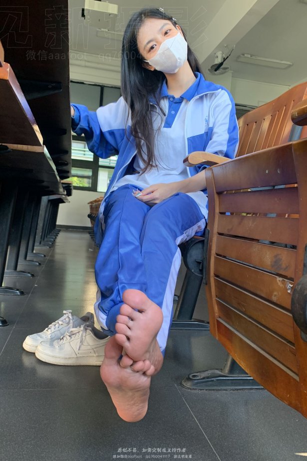 [见新摄影]NO.056 毕业 最后一次坐在教室里[500P/1V/7.93GB]-萌图网