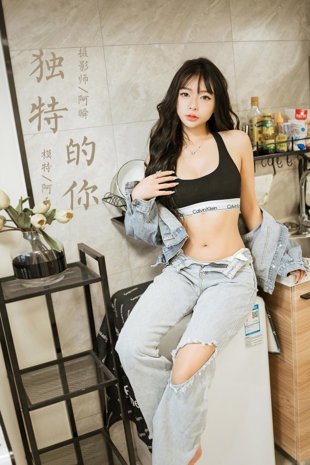 [YALAYI雅拉伊]2023.07.10 NO.1047 独特的你 阿禾[45+1P/155MB]-萌图网