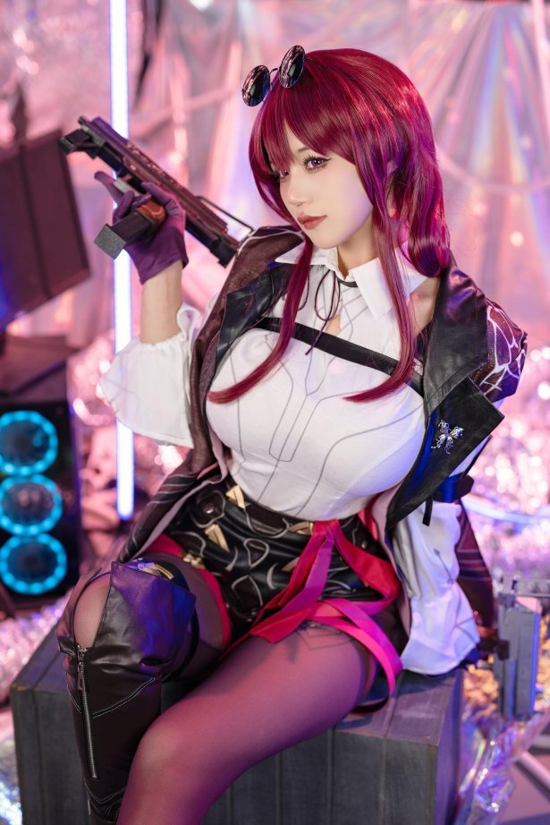 小仓千代w – 卡芙卡[27P/80MB]-萌图网