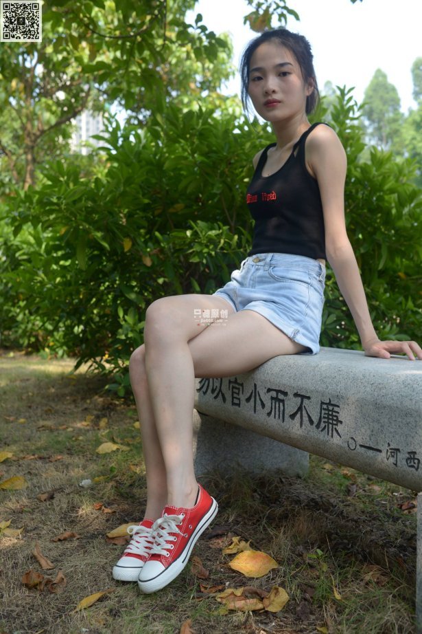 只糖棉袜 NO.492 陆佳 – 时光深处 [64P/290MB]-萌图网