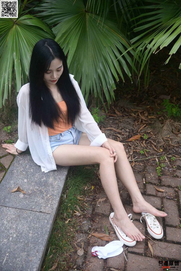 只糖棉袜 NO.360 文文 – 夏天的梦 [144P/1V/894MB]-萌图网