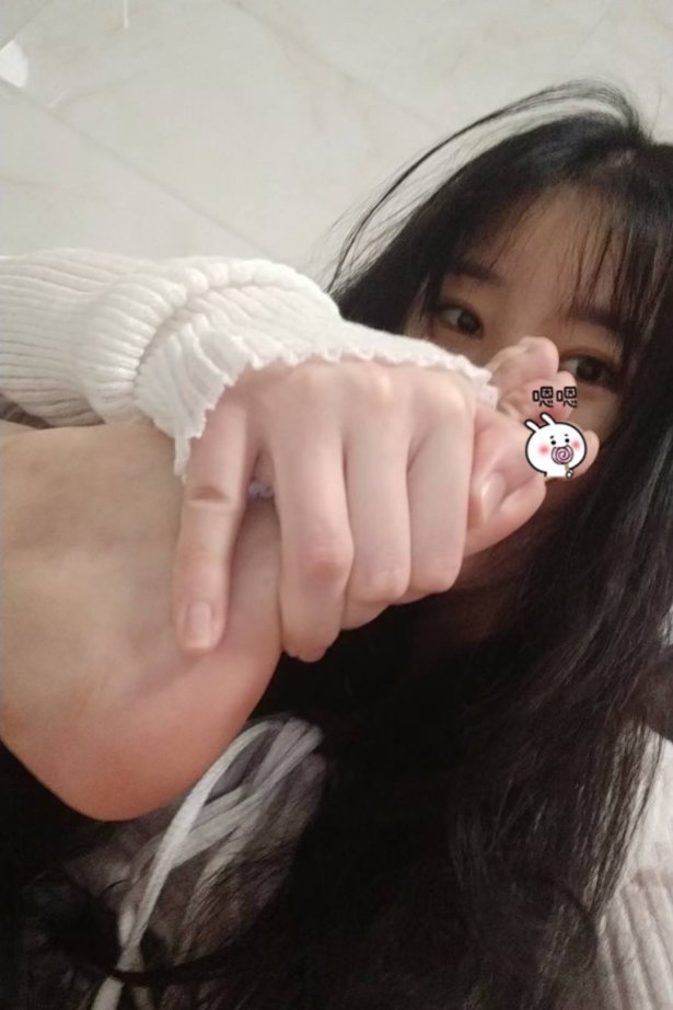 鱼鱼足影@054-第54期：艺妹与幼师[87P/229MB]-萌图网