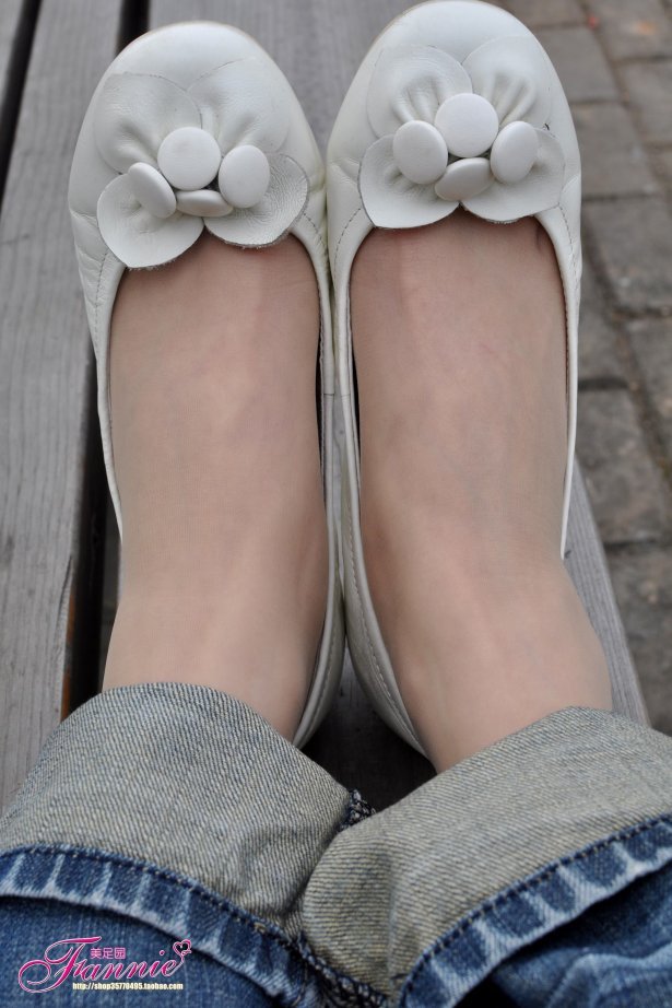 Fannie芬妮每足园 No.391 秋韵偶拾之闲适[90P/262MB]-萌图网