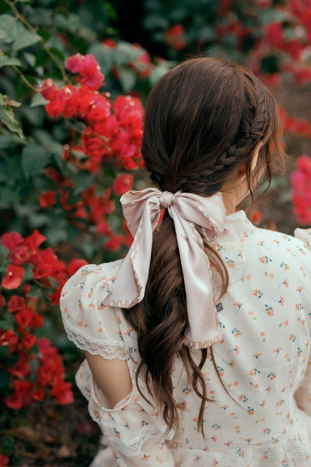 尤蜜丝 NO.041 穿搭推广展示图集 野花香[30P/275MB]-萌图网